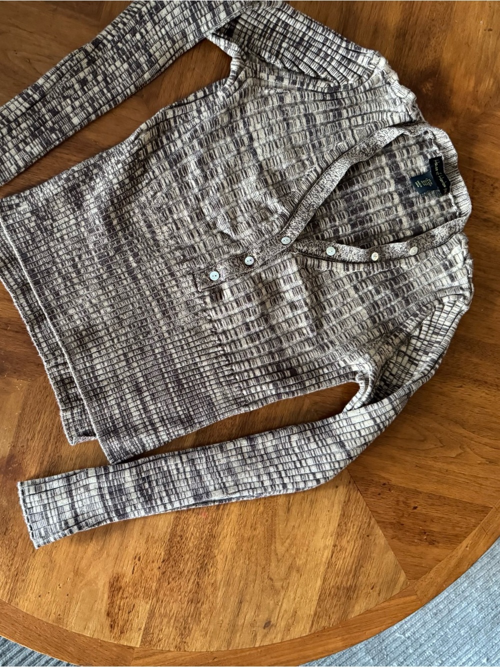 House of Harlow cropped sweater
